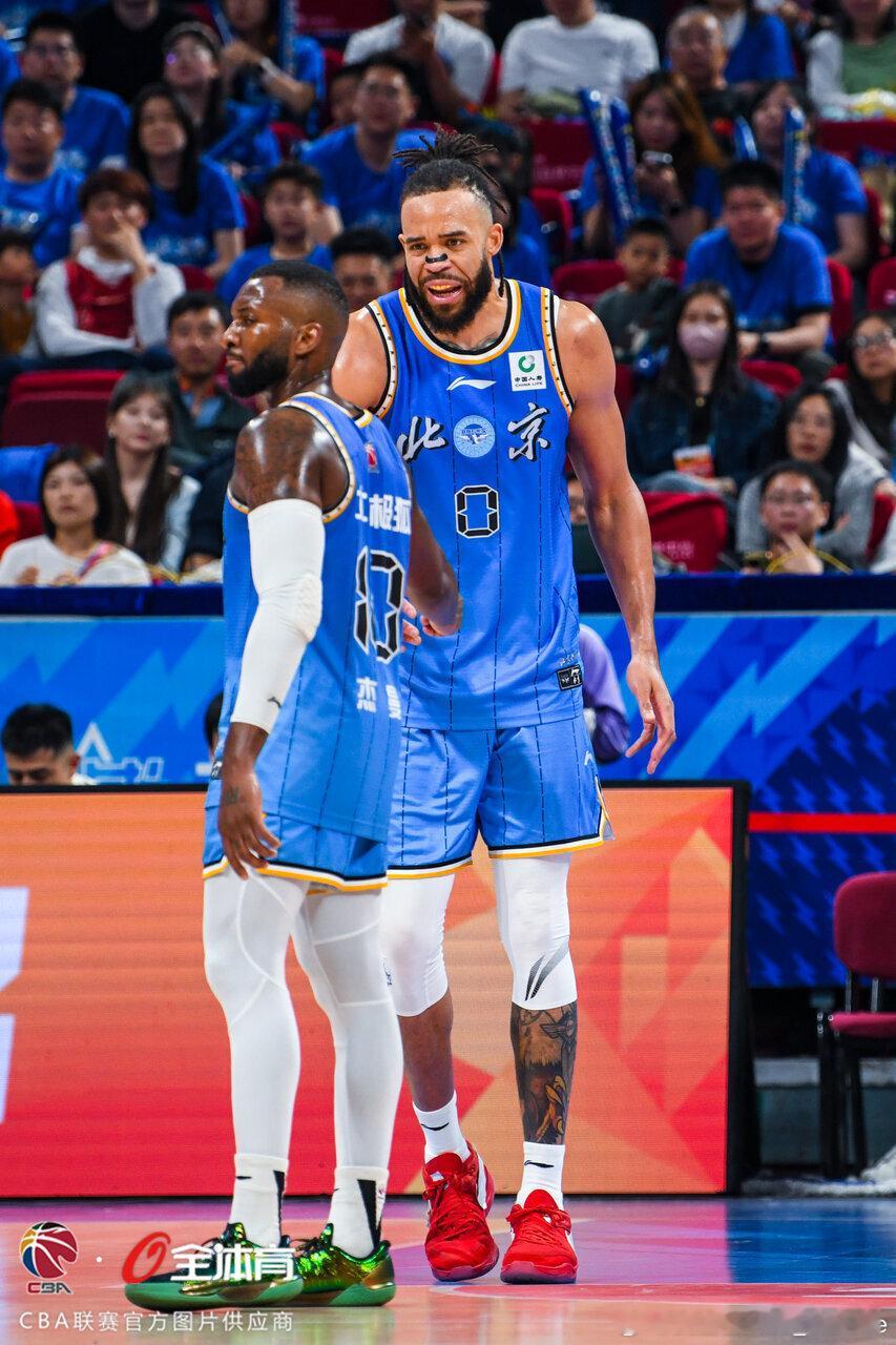 Keep the momentum going 💥cba季后赛北京男篮vs广东