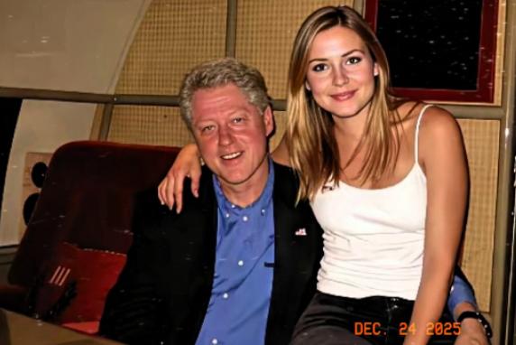 克林顿最近麻烦不小，他去过萝莉岛已经实锤，玩得很花也已经确认，让他恼火的是并不止