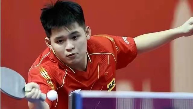 在北京进行的 2024年（WTT）中国大满贯赛事昨晚进行了男子单打半决赛，马龙4