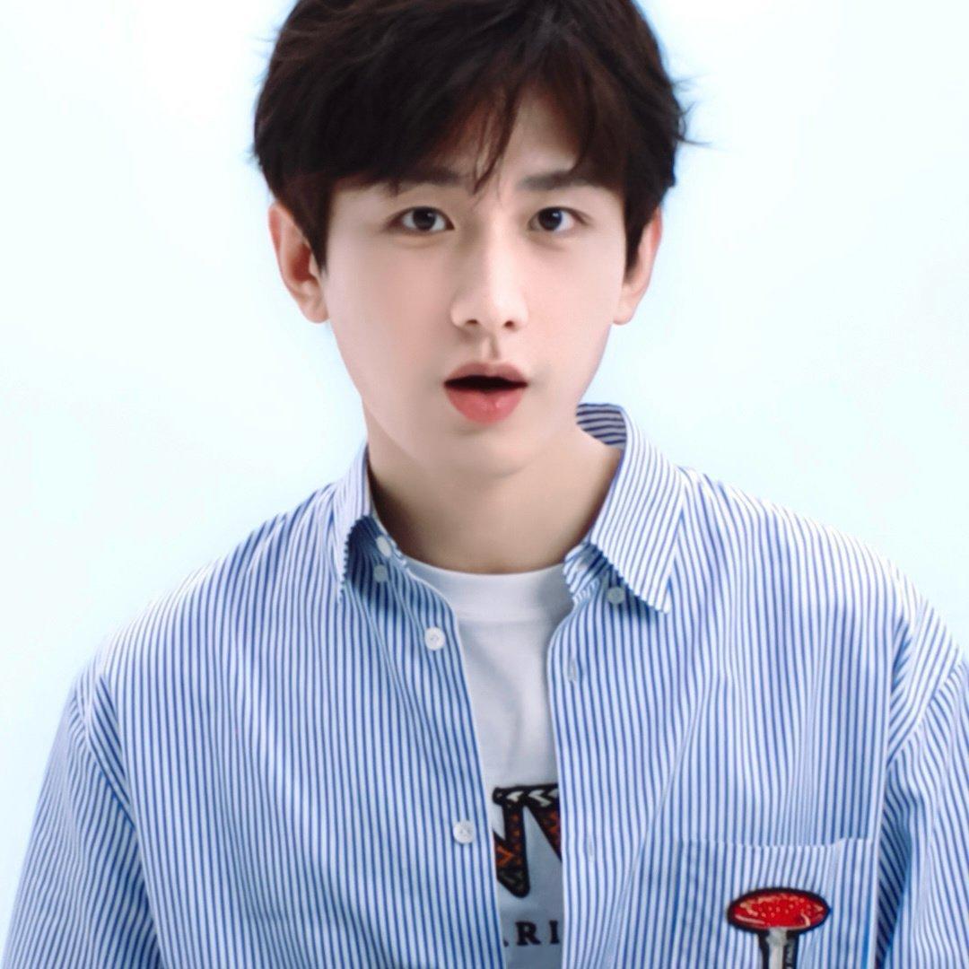 🧉𝐈𝐭’𝐬 𝐨𝐤喜欢会发光的男孩，比如成毅和傅诗淇成毅