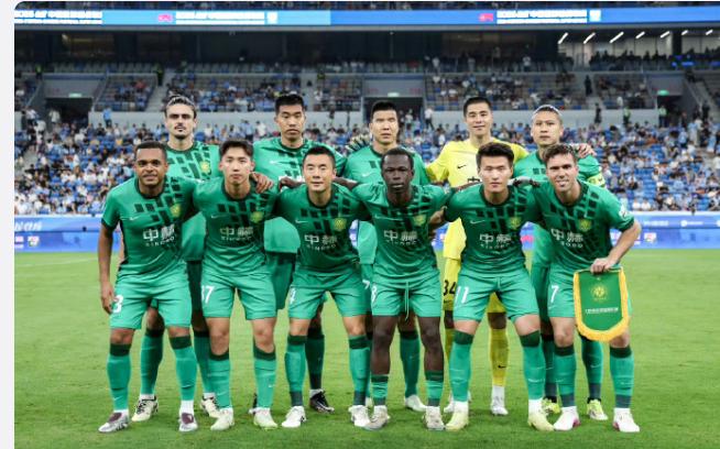 🔥“足球是圆的，但输赢的剧本从不按套路出牌！”当终场哨响，1比0的比分像根刺扎