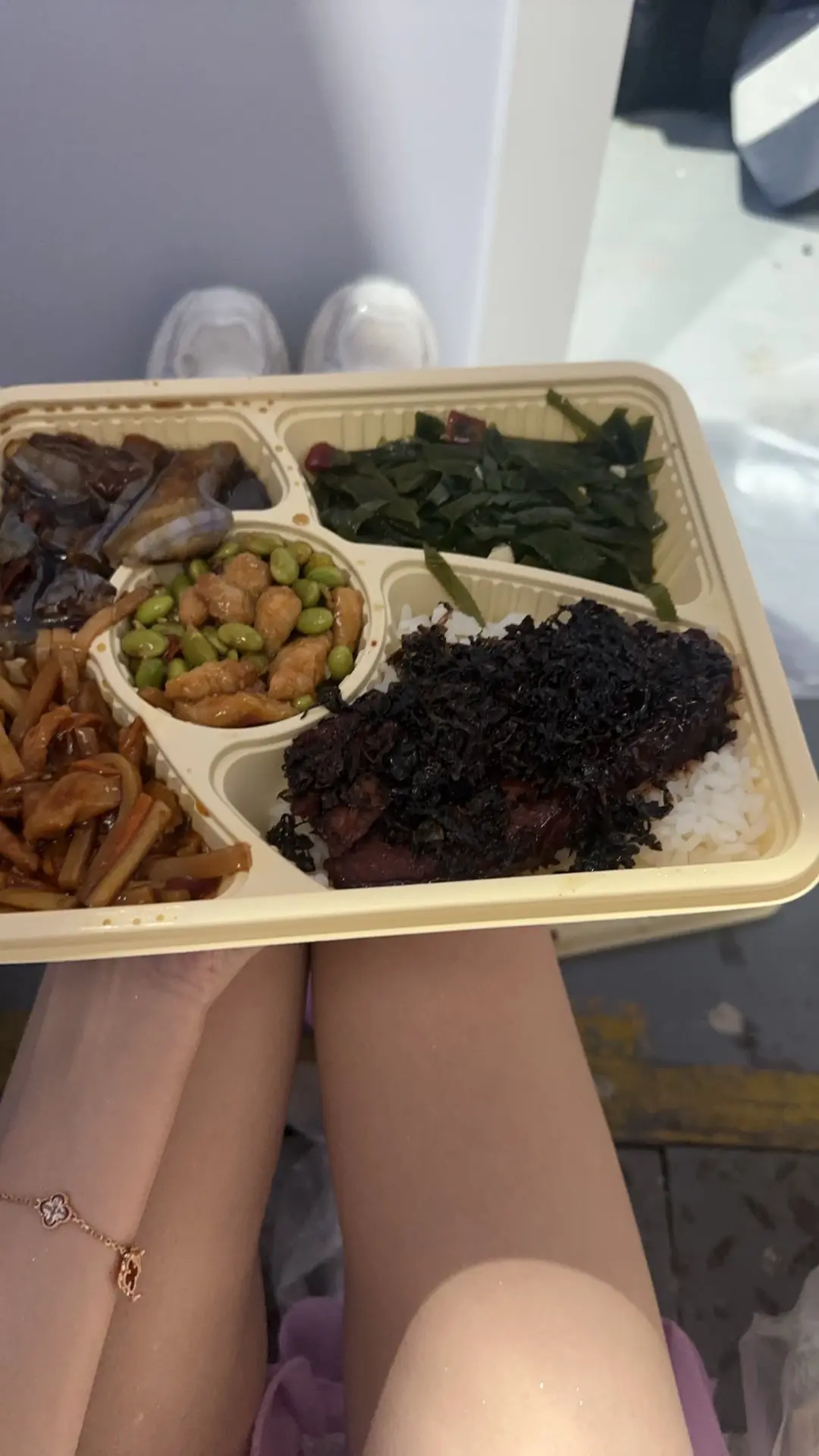 我也会累 让我停一停