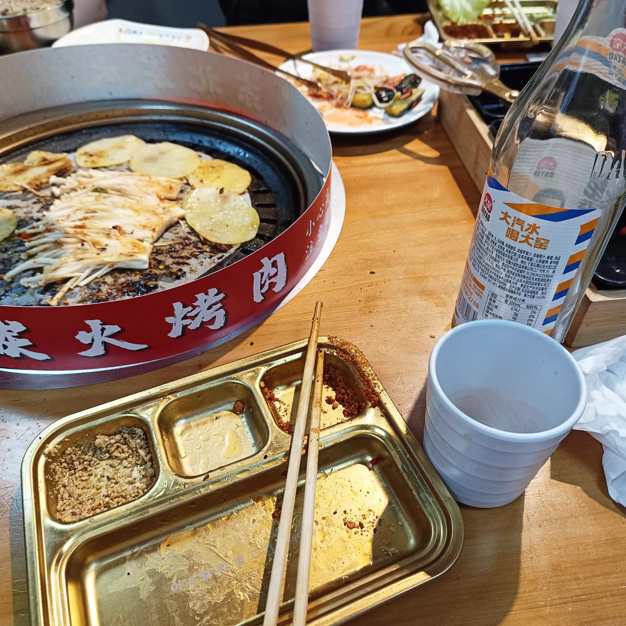 五一假期第二天，又是吃吃的一天。

感恩这个世界的美好，一切的不好都会过去。
