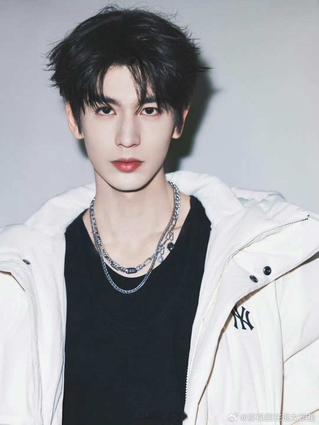 网传张凌赫常驻跑男张凌赫常驻跑男 网传张凌赫常驻跑男 