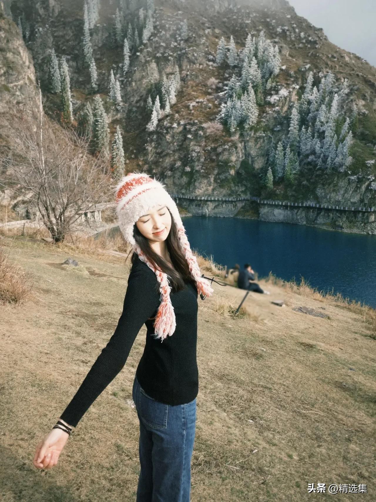 山静水长流，心远地自偏。