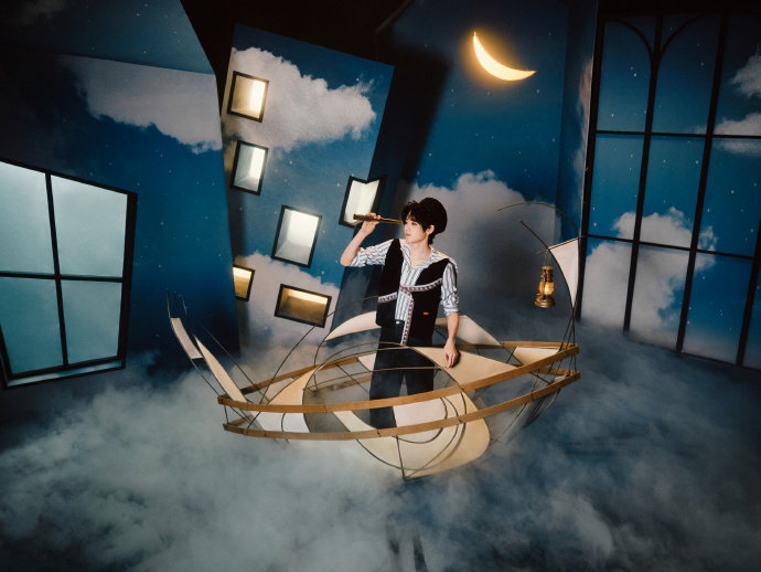 宋亚轩海军风造型 宋亚轩爱是指引迷途勇气宋亚轩爱是指引迷途勇气，宋亚轩海军风造型