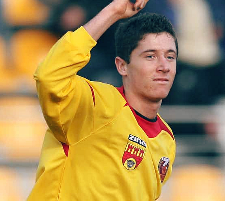 CRonaldo007[超话]莱万莱万37岁生日 🚨莱万37岁生日快乐！！🎂