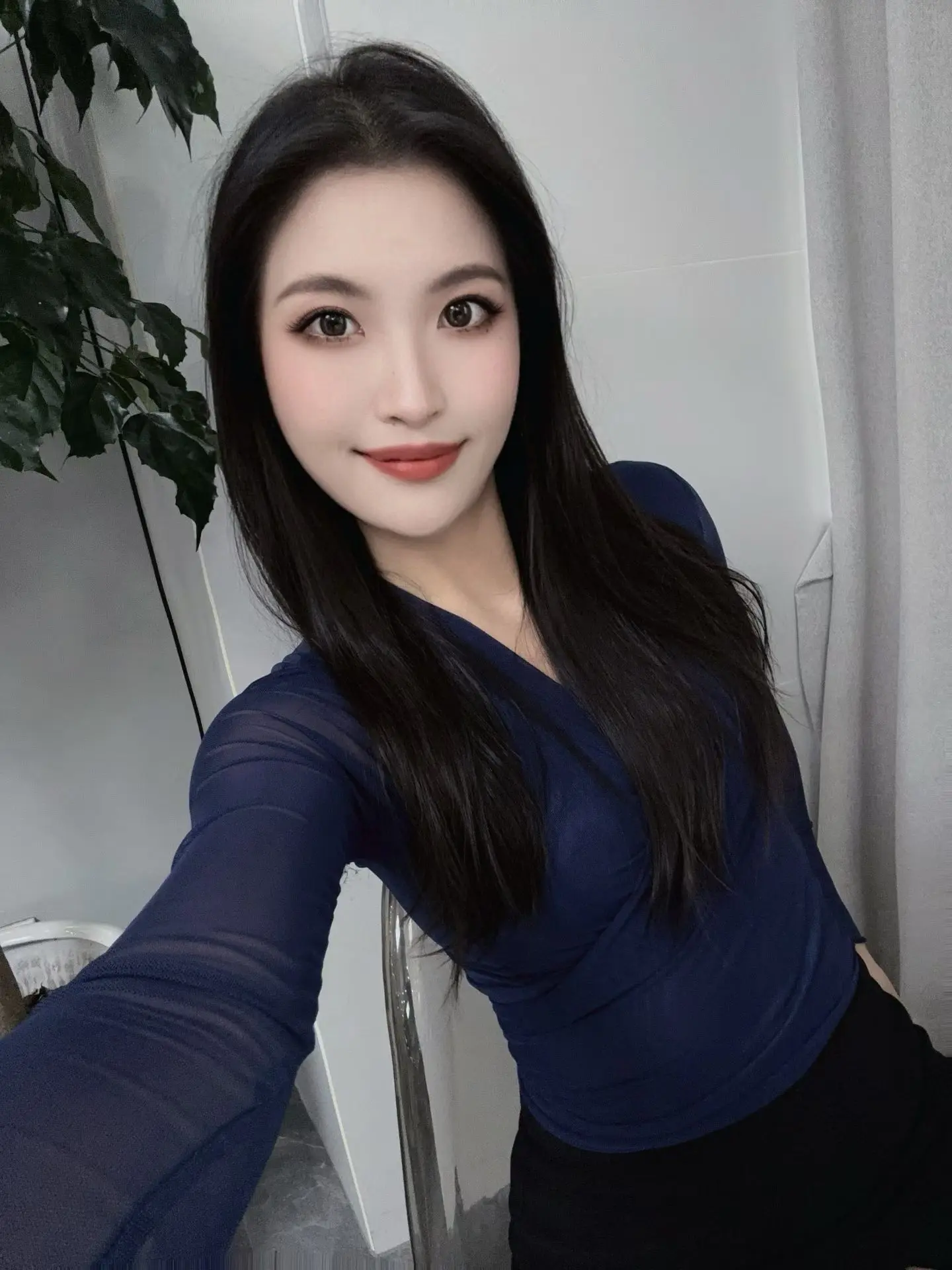 精致性感自拍 温柔气质自拍 蓝裙自拍