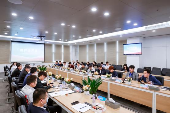 近日，在昊铂埃安BU成立后的首场昊铂品牌“用户全开麦”车主交流会中，一场围绕品牌