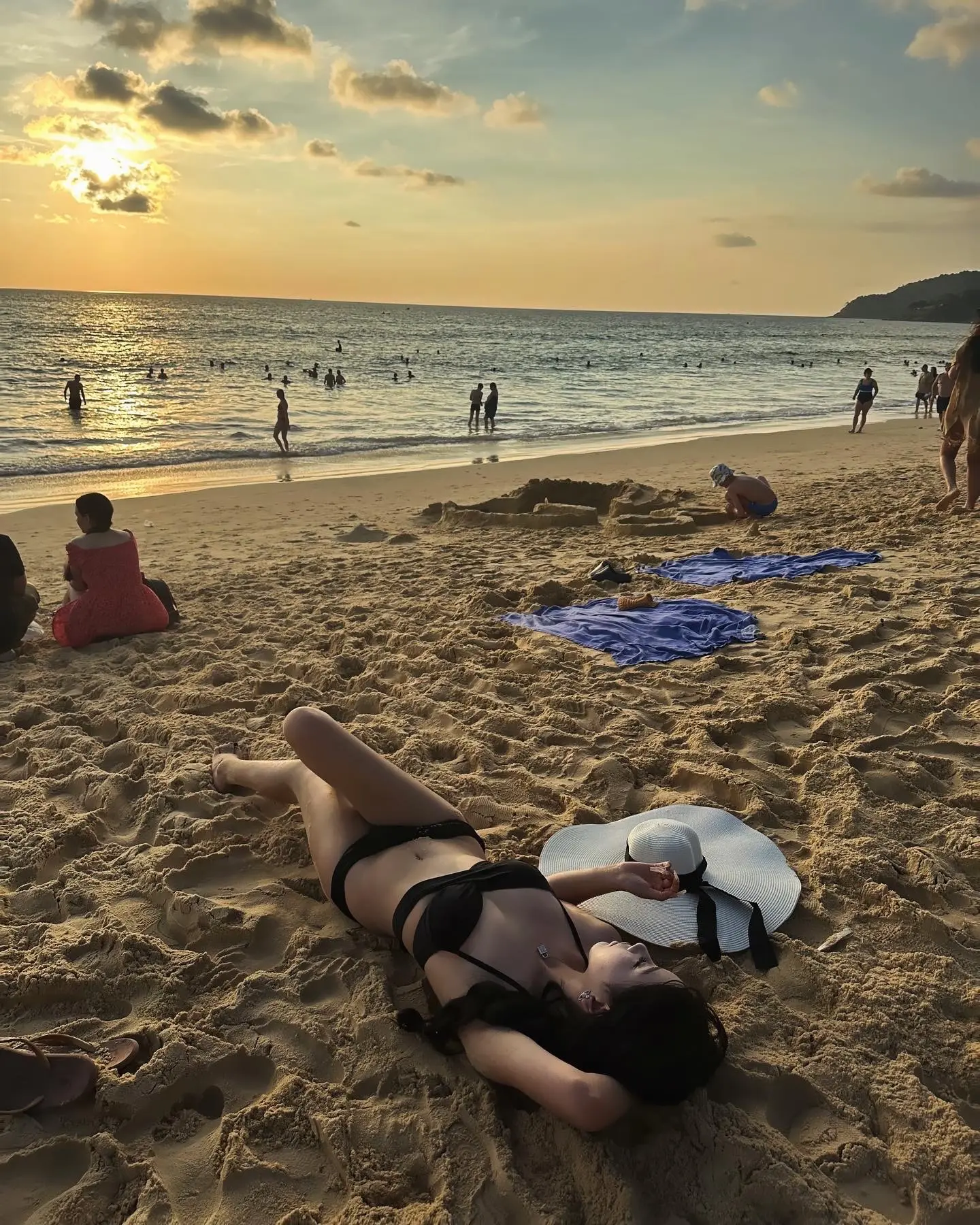 🧉
亲爱的审核员海边正常穿搭