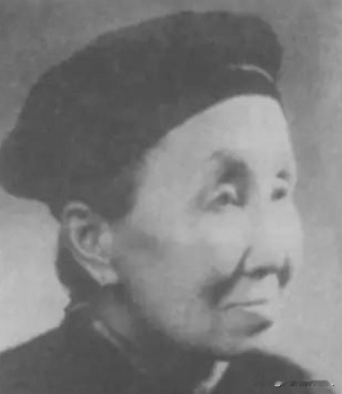 1950年，毛主席不顾周总理苦苦求情，坚决要处死蒋介石的姐姐，即使她曾经是赫赫有