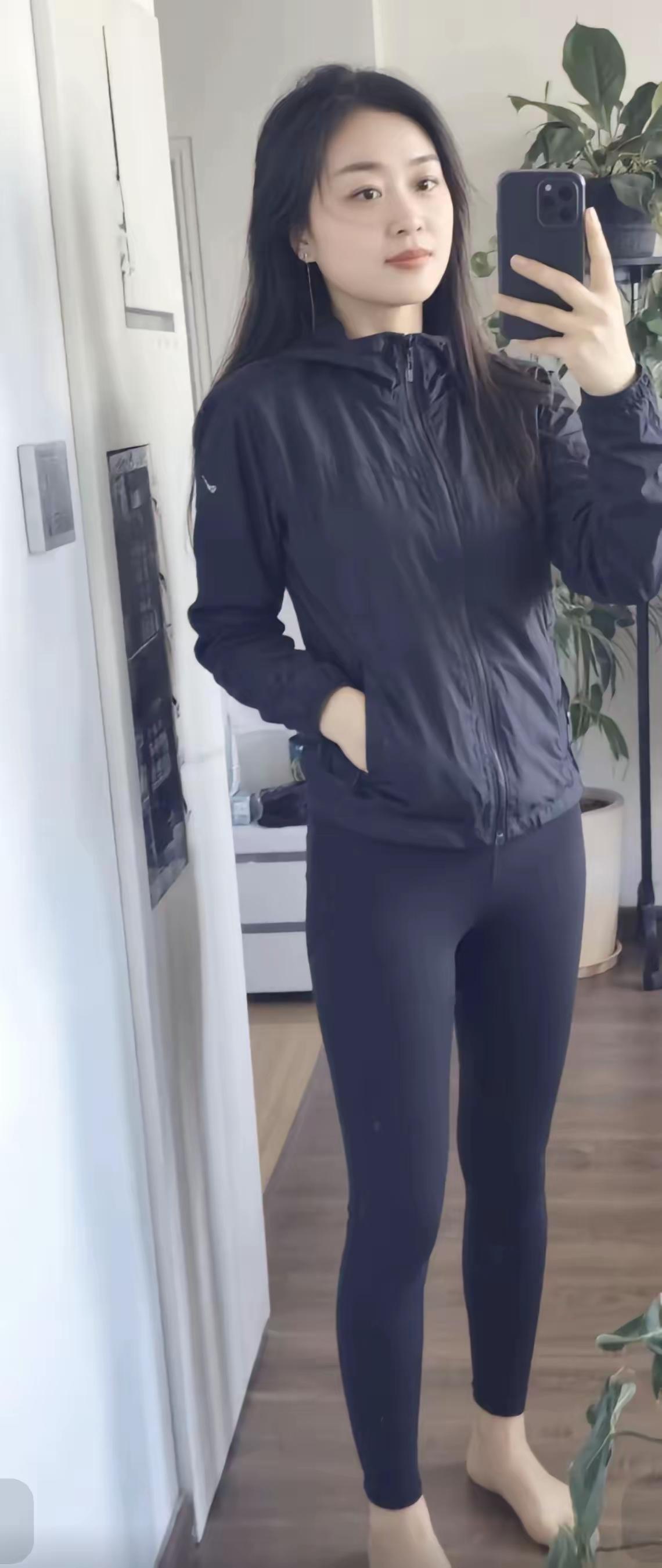 这样的气质美女，能打多少分？