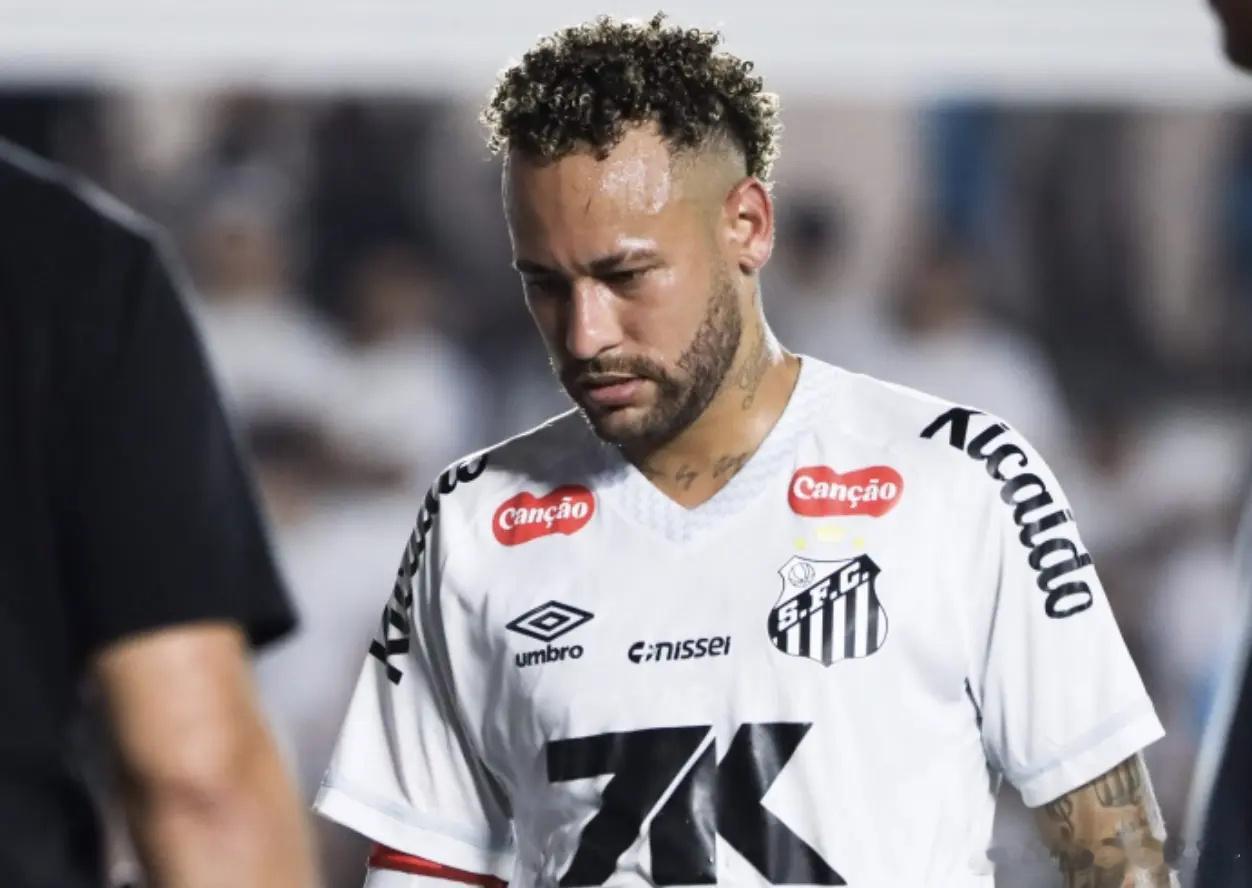 “很失望” 34岁内马尔回应落选巴西队大名单 转头就跟人玩CS去了内马尔回应落选