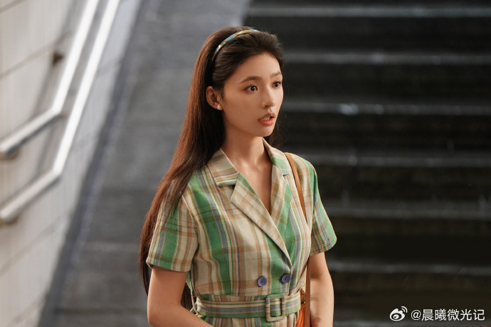 郑晓龙拍了女演员被潜规则这段剧情看得人又气又心疼！沈冉冉满怀热爱来北京，却被投资