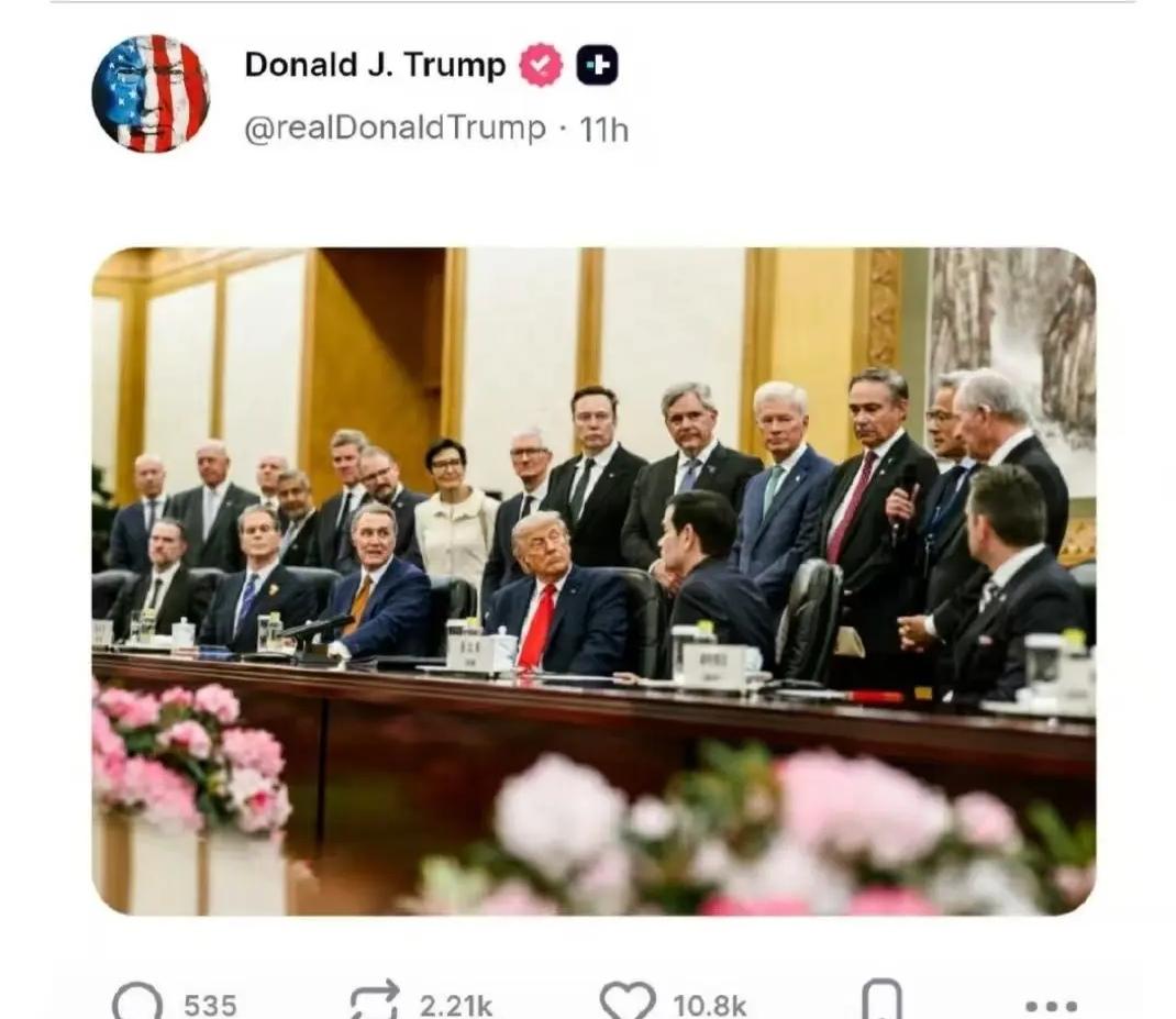 这都过去好几个月了，还是念念不忘啊。可见中国之行给特朗普留下多么深刻的记忆。前些