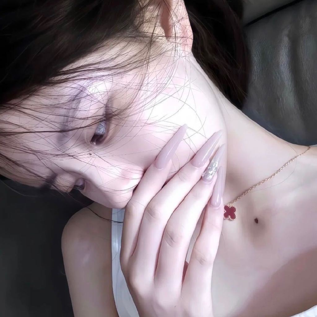 Wechat｜自由感高级女头｜气质干净𝐢𝐧𝐬女头 ｜女生头像｜小众头像｜气