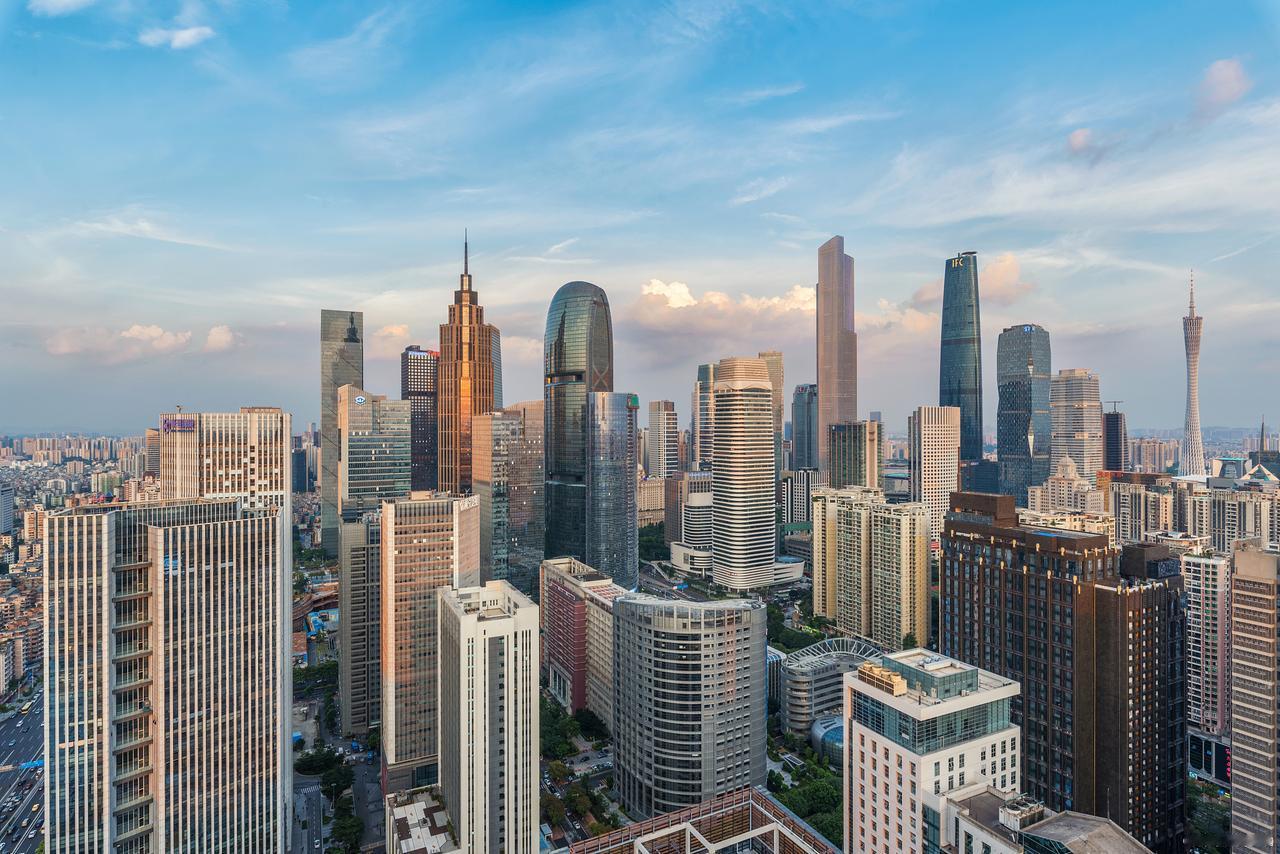 我们认为2026年房价不会涨，但跌幅也不会过于厉害，为什么？中国政府与其他国家不