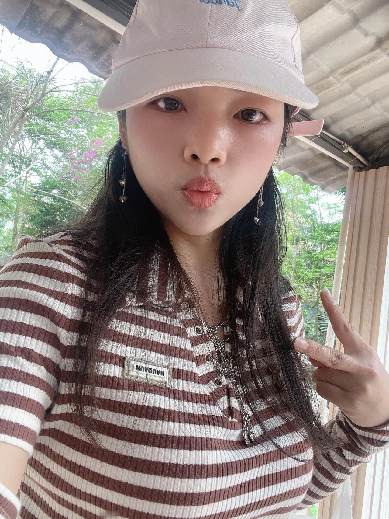 哎感觉今天是最狼狈的一天，也不知道是体验生活还是想节省费用，从来都没有过一个人走