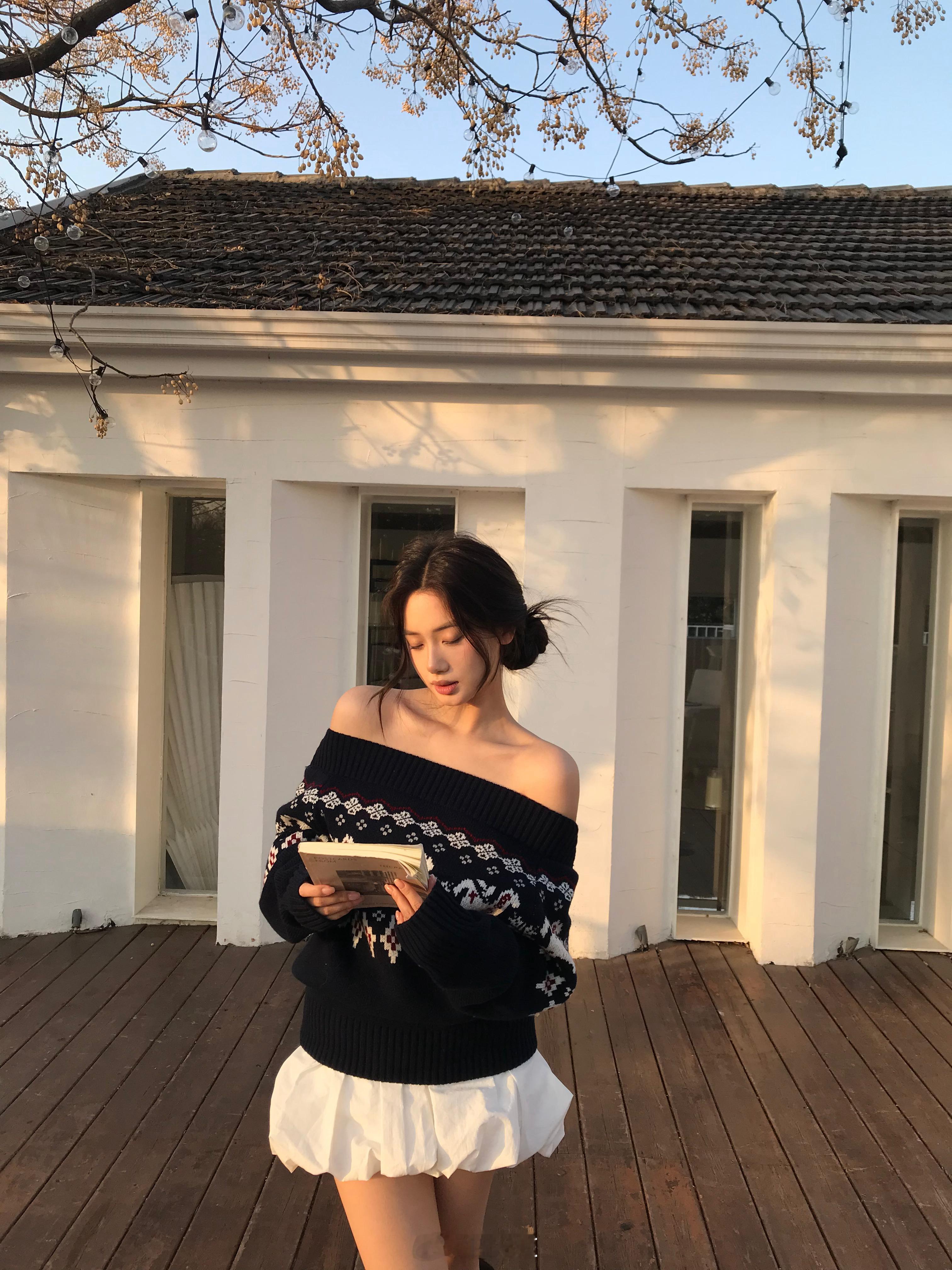 ₍^.  ̫ .^₎ のᗦ↞︎◃︎ 