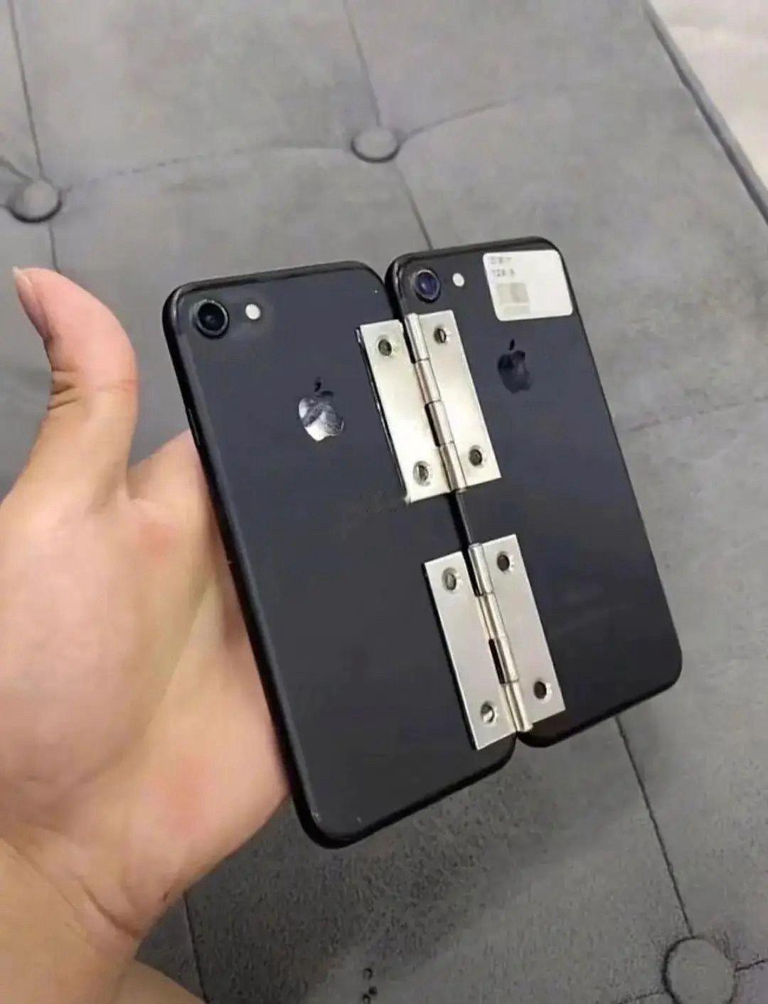 曝折叠屏iPhone今秋启动生产这算iPhone折叠屏吗？[笑cry] ​​​