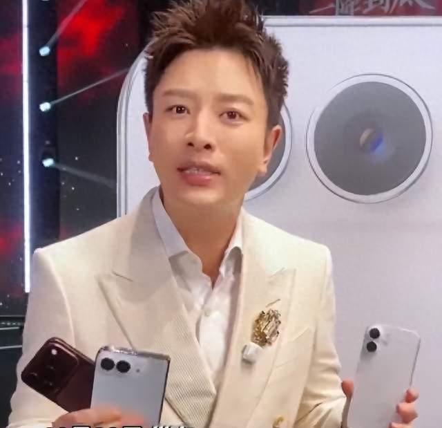 贾乃亮单日卖5.7亿，李小璐真的会后悔吗？真相和大家想的不一样