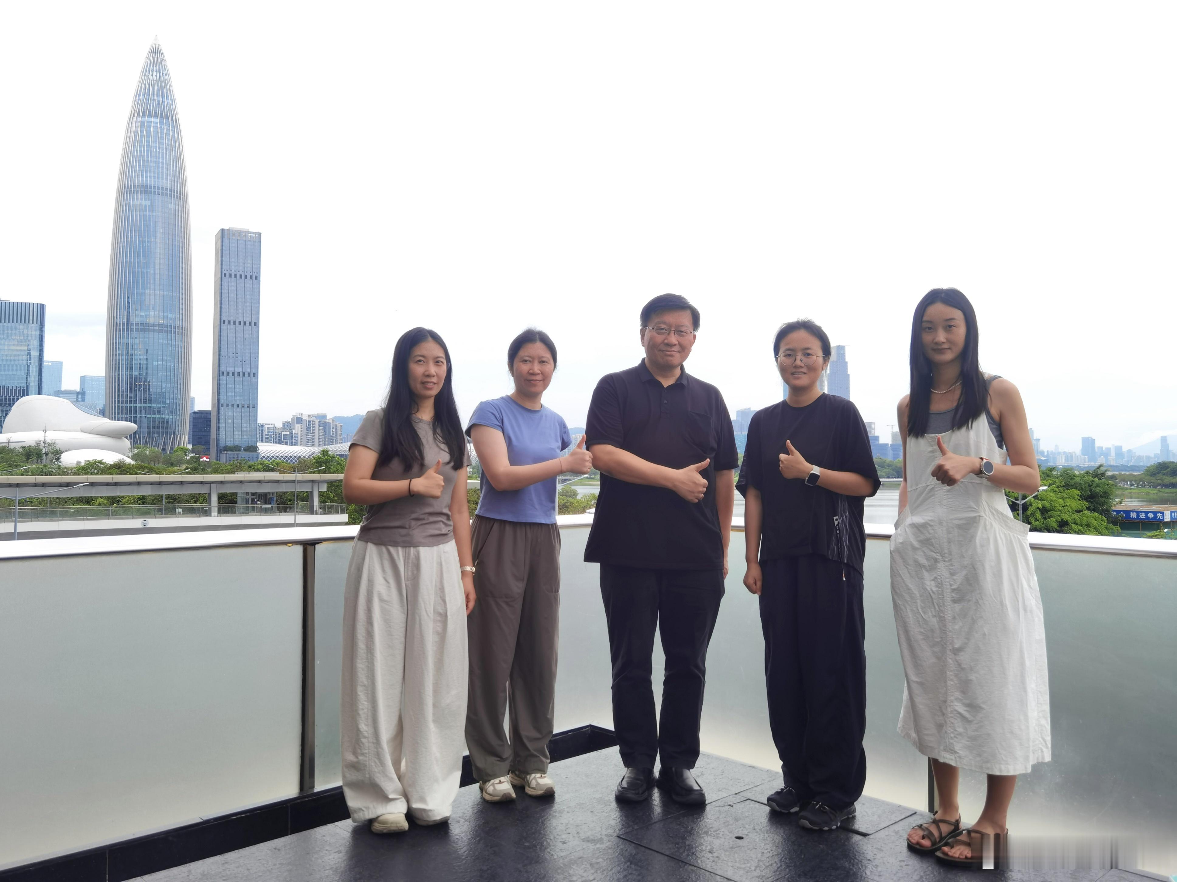 祝贺我的2016级已毕业研究生周雨曦成功申请博士入学资格 感谢雨曦的邀请，老师有