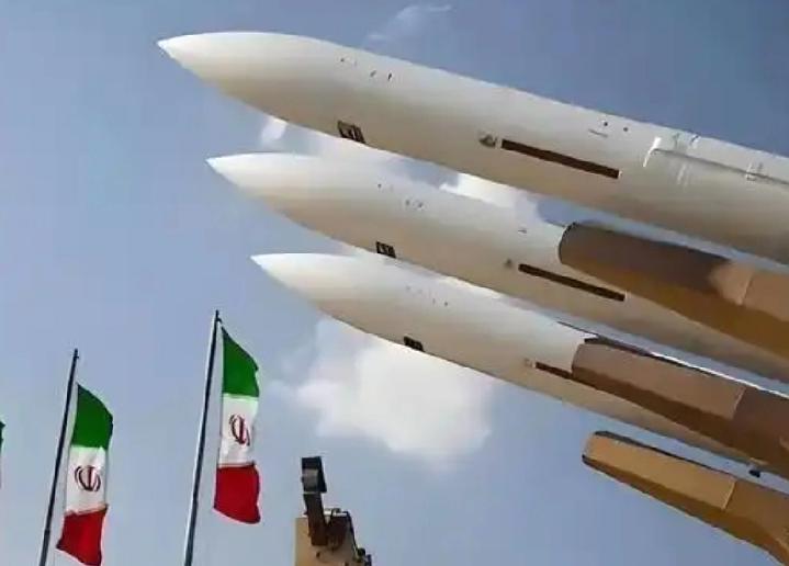 伊朗和美以的对抗程度备受关注，这也关乎美国霸权能否收敛。从军事上看，美国虽有中东