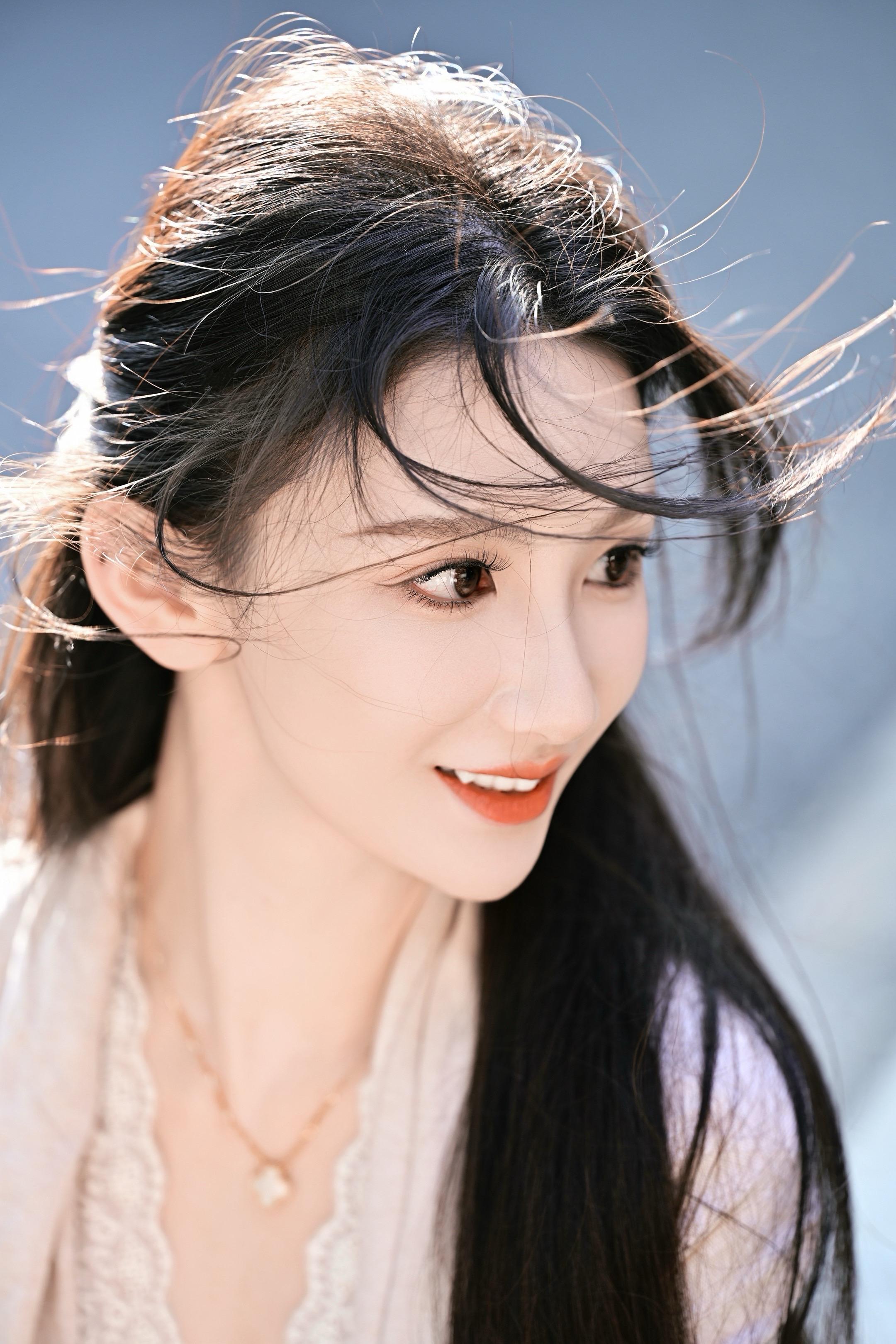 蝴蝶眨几次眼睛才学会飞行 恋爱通告 人像 摄影 心动的感觉