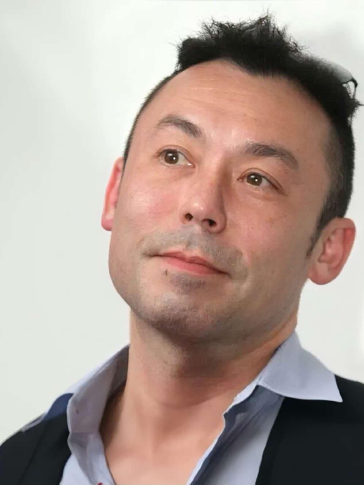 雷宇扬去世后，他的4个身份渐渐被人熟知。

第一个身份是演员。这个大家基本都知道