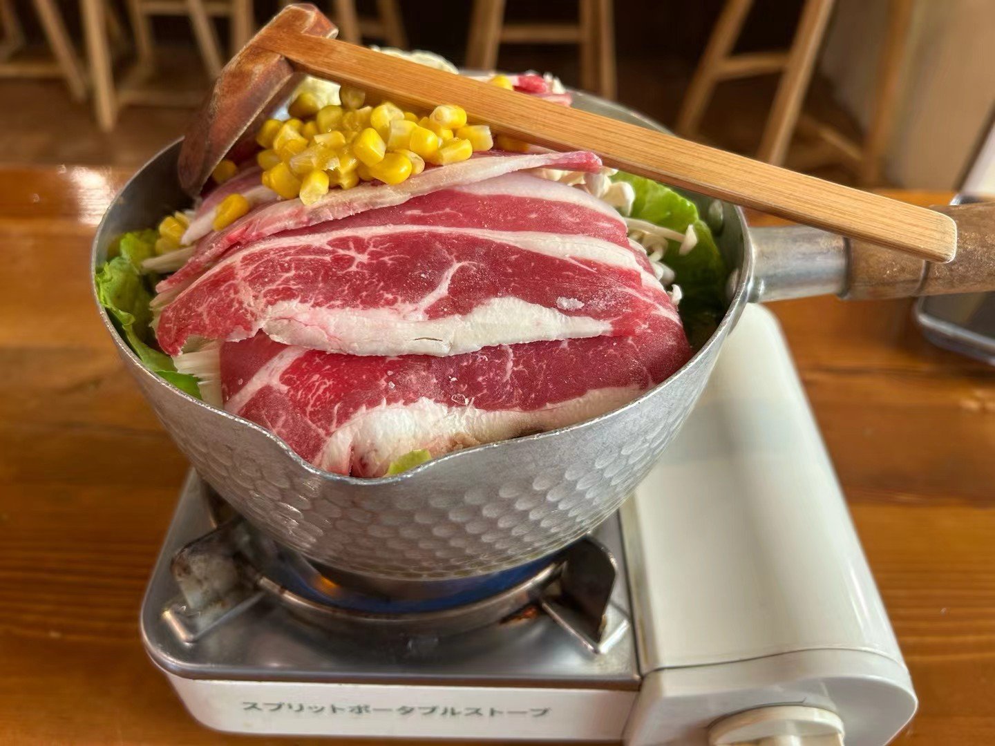 今天的午饭随便778好久没来这家日式餐厅了点的厚切猪里脊饭 豚骨拉面 三文鱼刺身
