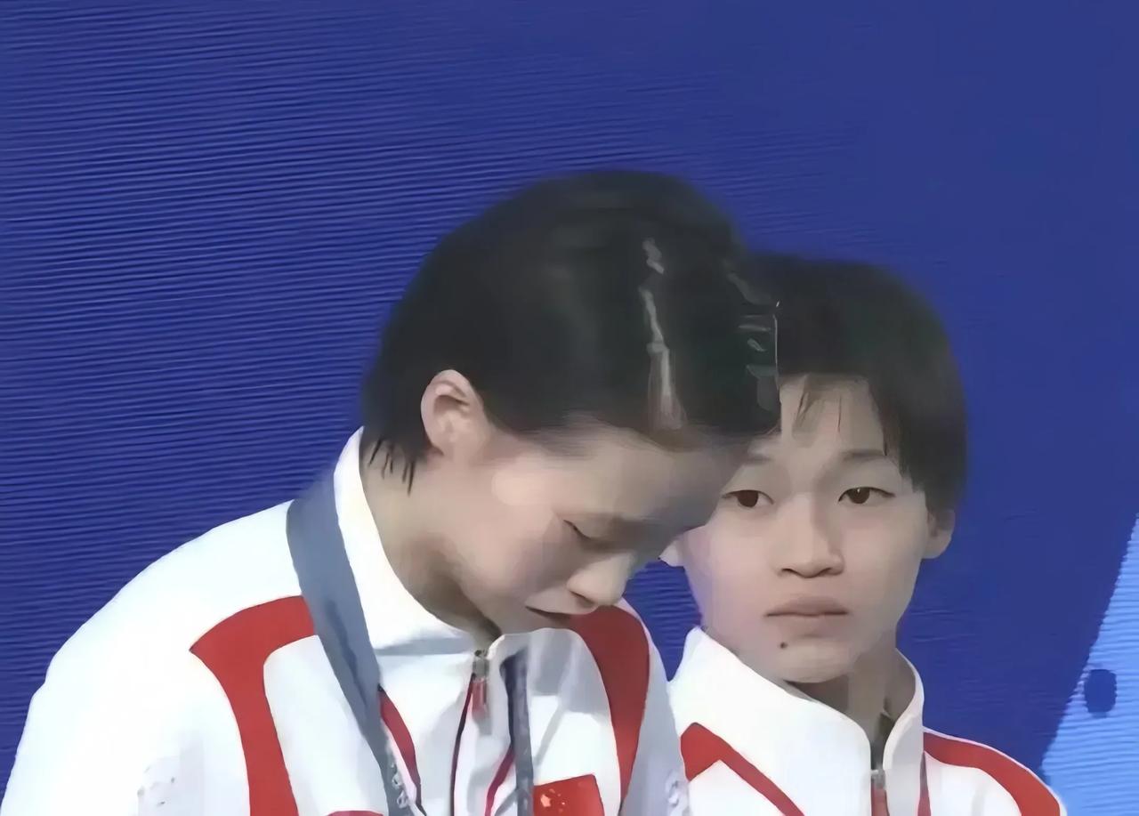 你知道吗？在体坛璀璨星光中，两位新星全红婵与郑钦文的商业价值竟引发热议！为何有人