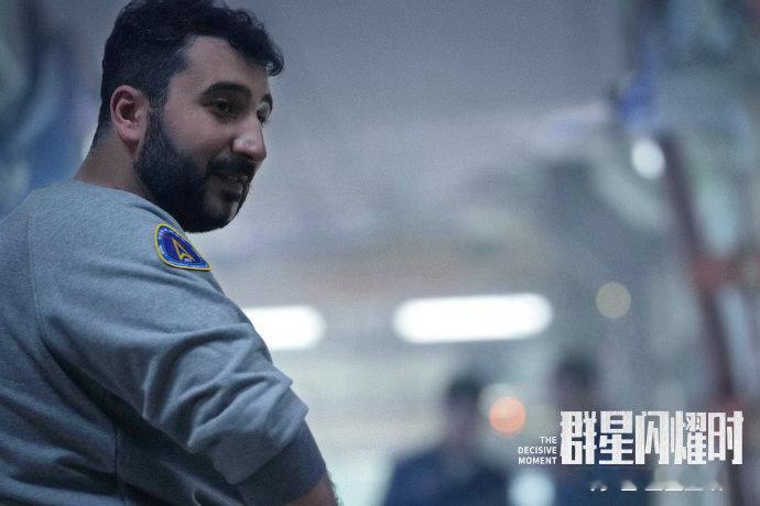 群星闪耀时2035给1970出难题 吴磊这次演的赵吉虎是真的不一样了。不是那种帅