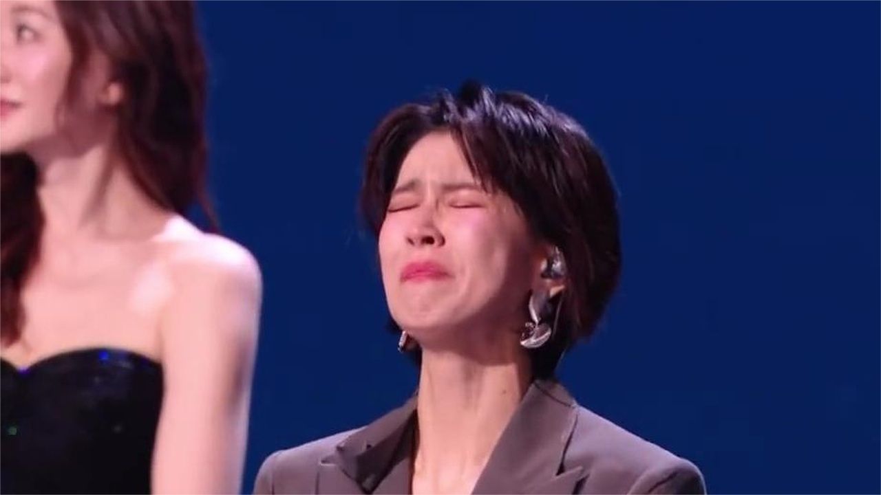 曾沛慈获得浪姐总冠军，听到自己的名字时瞬间泪崩了！圆满了！！