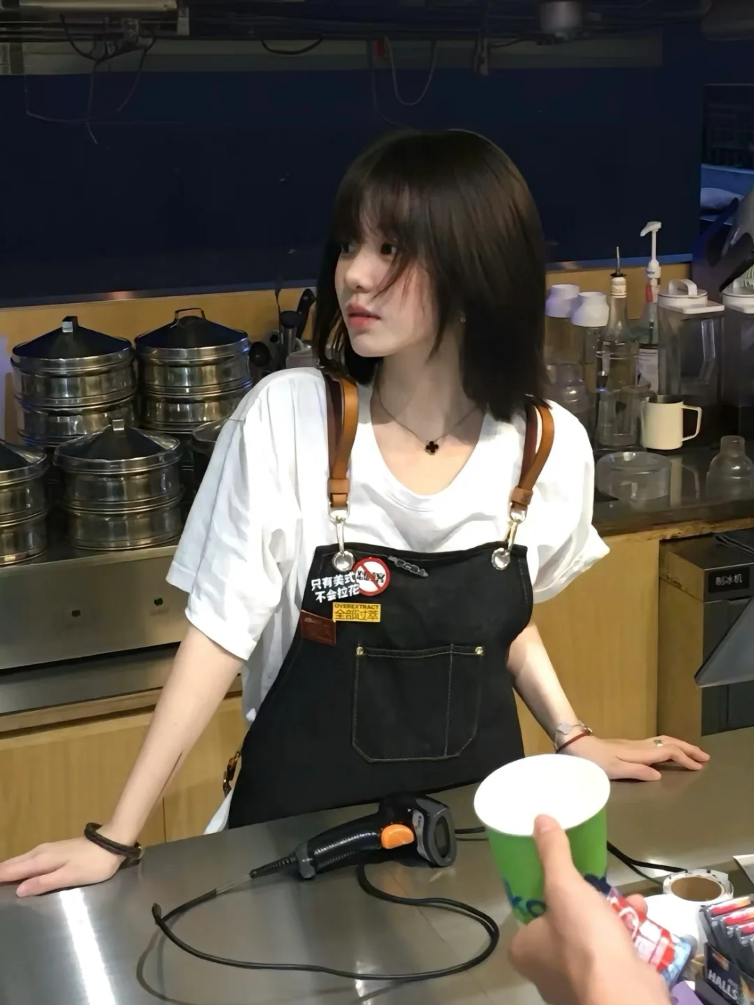 请问需要点什么🙋🏼