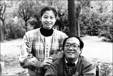 《我与地坛》的作者史铁生为何极少提及父亲？史铁生的文里，母亲出场的次数极其多，可