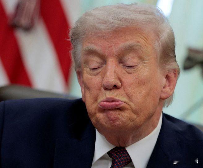 特朗普对中方服软，悄然改变对华政策？别高兴太早，这是一场精心算计的战术妥协！
