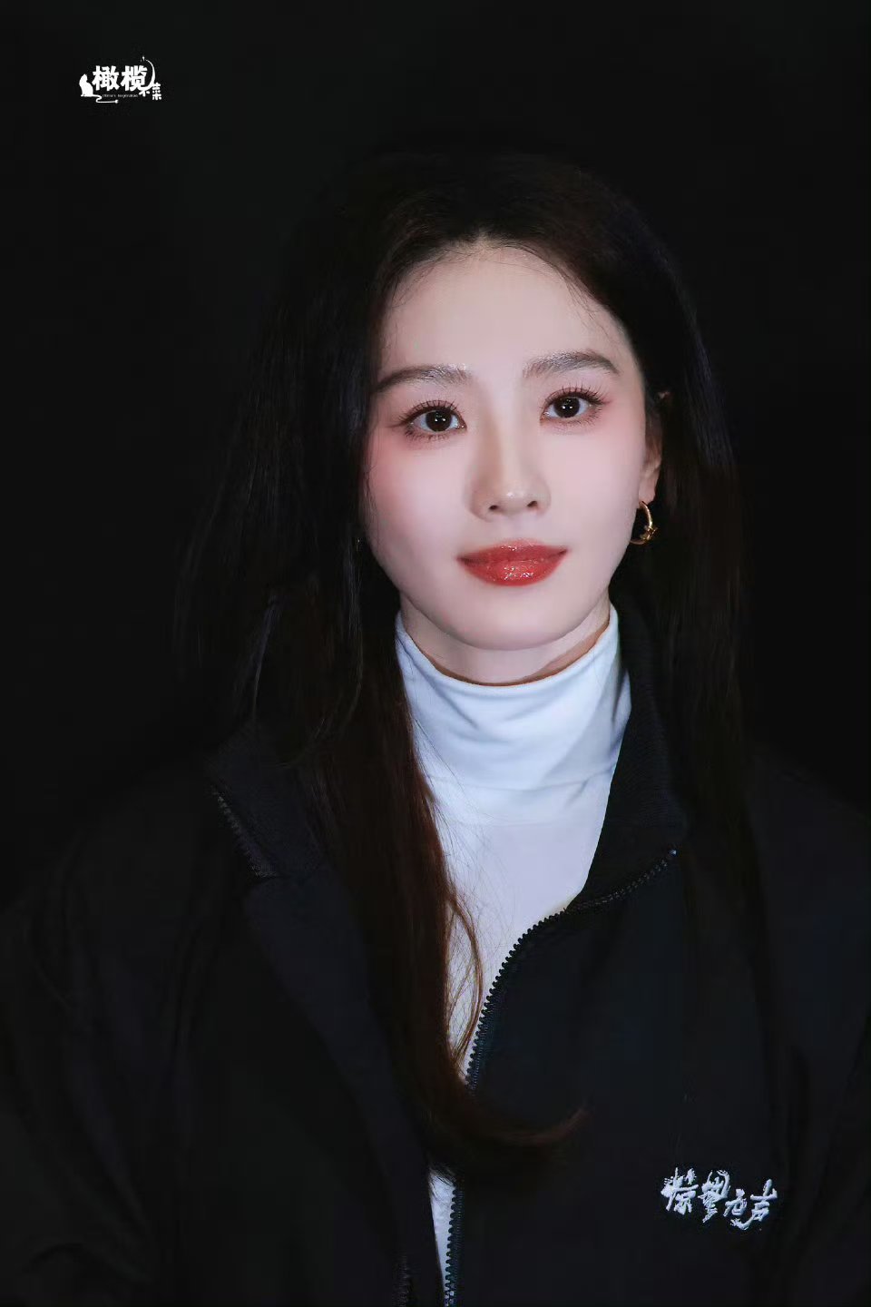 朱一龙 家里诗诗外面师姐怎么办，沉迷于刘诗诗的美貌里出不来，尤其是电影里素颜为什