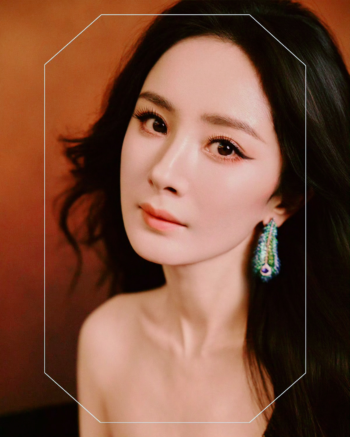 啥都扣锅成毅粉丝，你们这些人，不仅不尊重杨幂，还不尊重杨幂粉丝，人家粉丝没那么傻