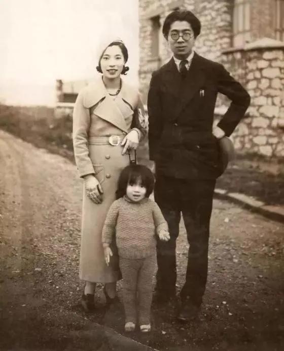 1945年，陈芝秀抛下年幼子女和丈夫常书鸿，跟下属私奔。没想到19年后，她衣衫褴