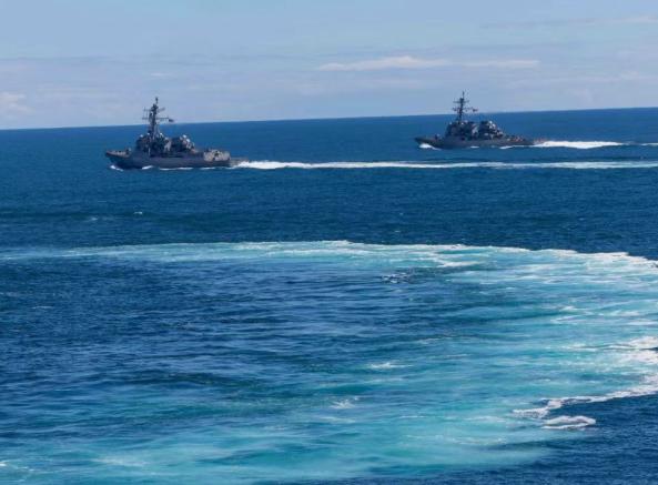 13号晚上，美国海军全面封堵伊朗，要做好思想准备，一旦进入封锁和反封锁战斗。
