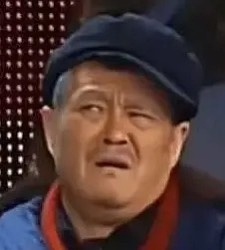 陈飞宇一款陈凯歌周边，完全靠爹出来的，演了一堆大ip，走红捷径尝试了一圈，手撕日