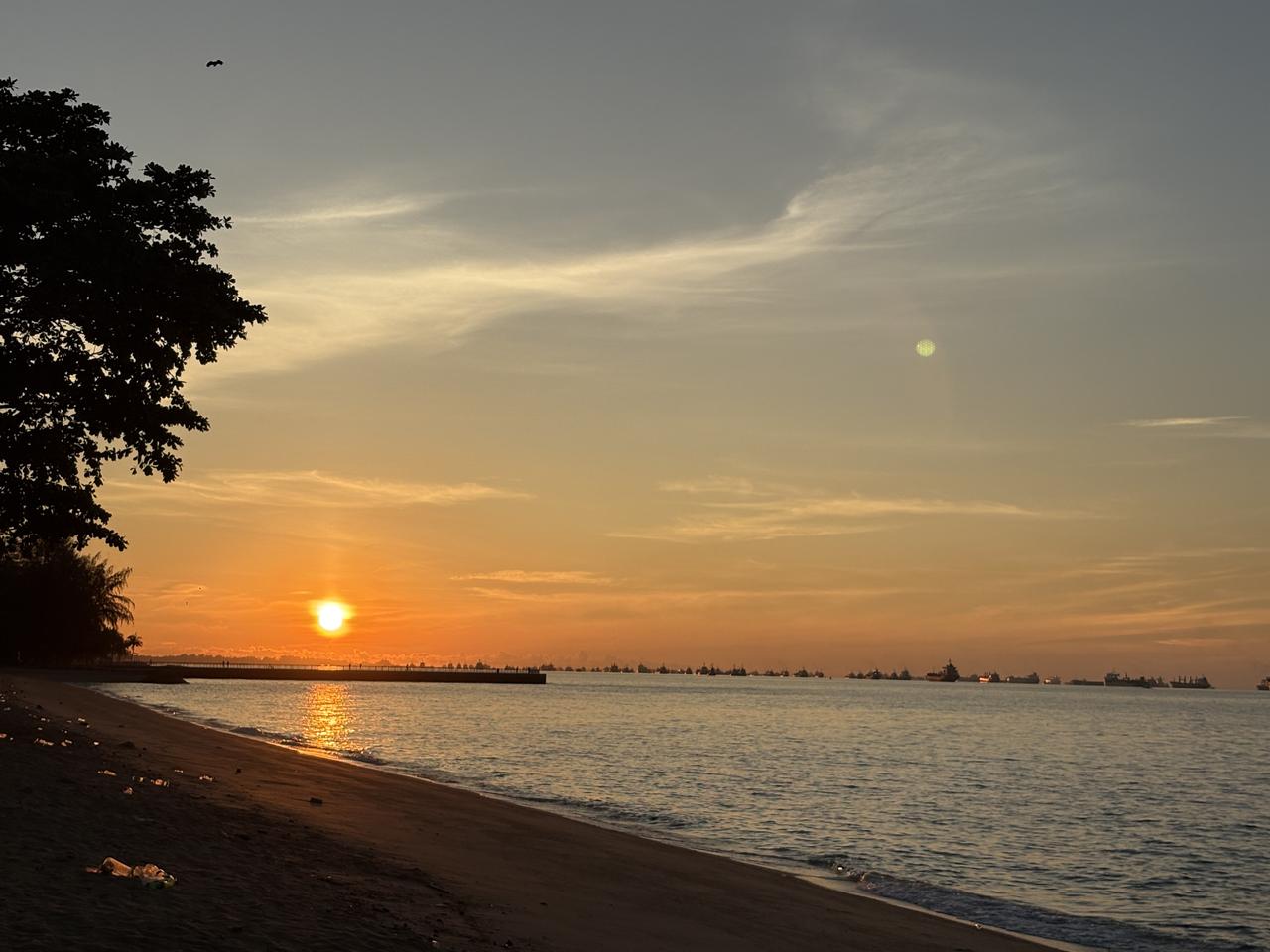 观海上日出总让人力量倍增。