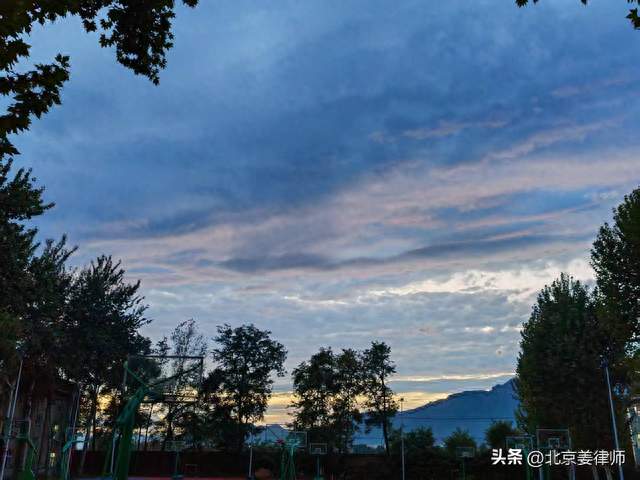 再审胜诉底层逻辑：看懂法官三重权衡，才不会浪费唯一再审机会