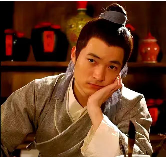 喻恩泰被卓伟爆料：和妻子闹离婚期间，连放在妻子婚前别墅的300箱茅台酒都拿走，网