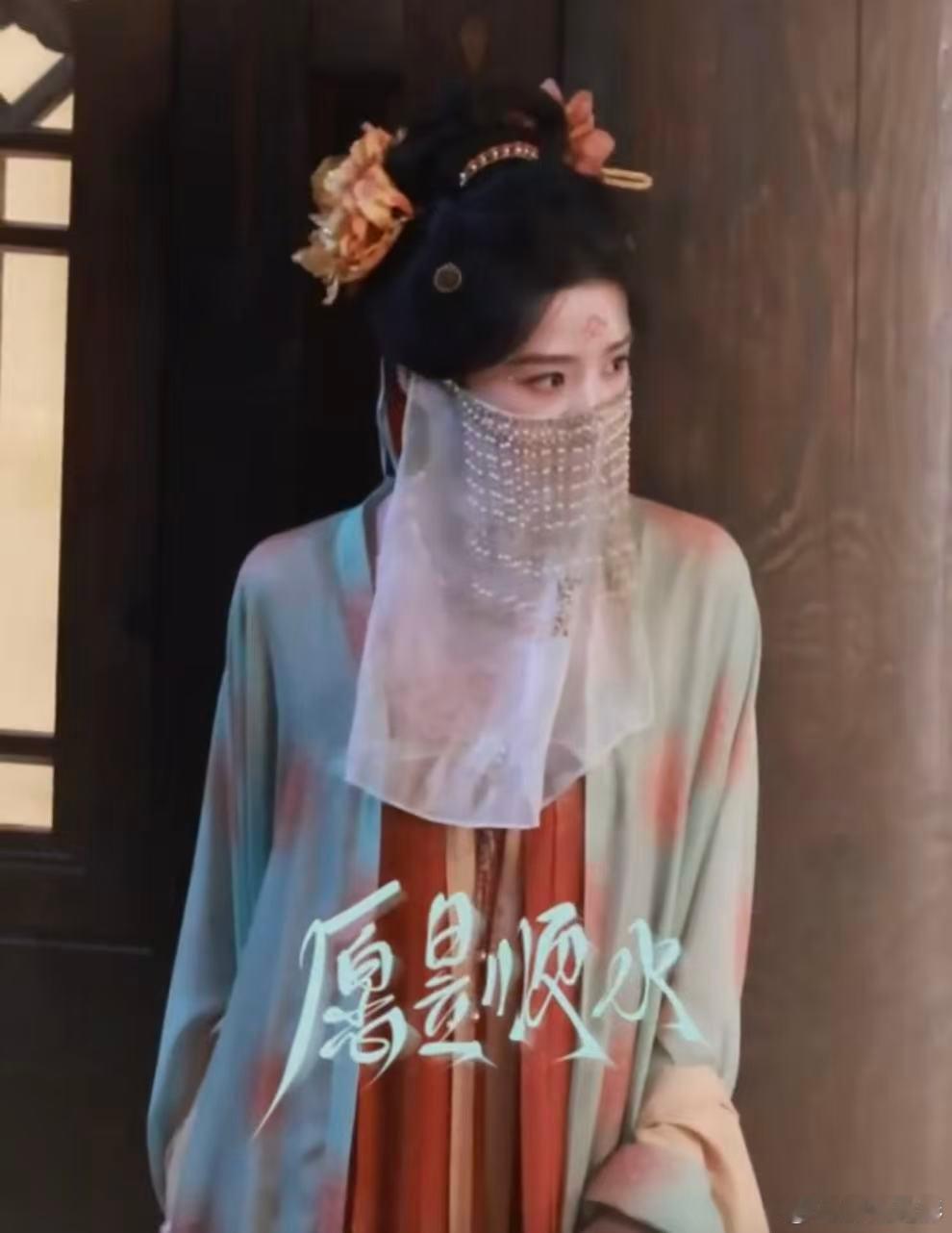 卢昱晓南衣舞姬造型卢昱晓南衣舞姬造型路透，好漂亮！卢昱晓南衣舞姬造型路透