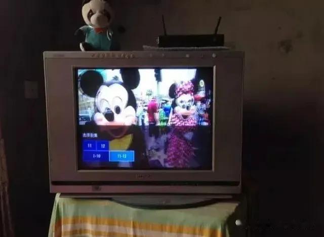 彩电一哥亏损200亿，正式退市，一个时代结束了

曾经的彩电一哥康佳，上市34年