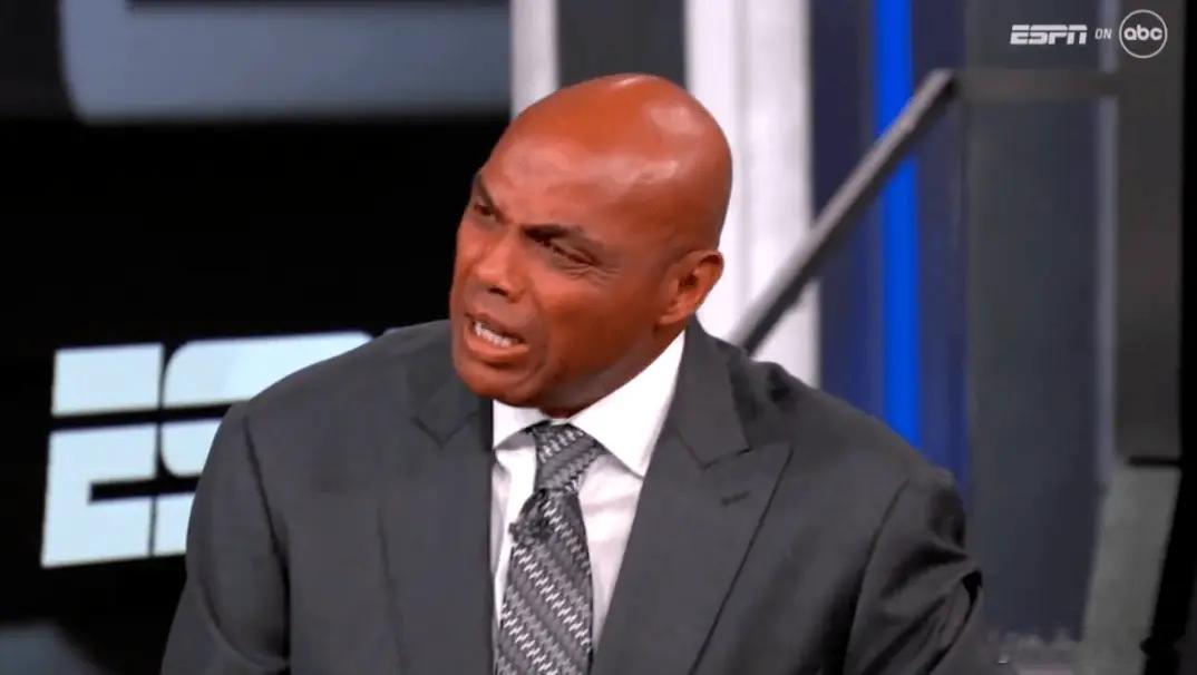 前NBA球员查尔斯-巴克利近日在ESPN的节目中再次谈起了西部决赛雷霆对马刺球员