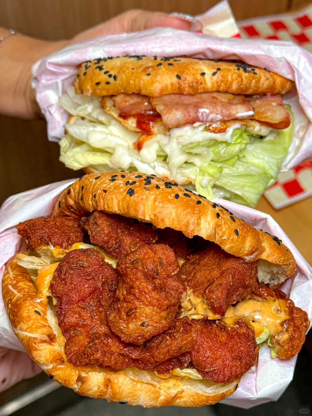 卧卧卧卧传下去。。。塔斯汀9r吃堡！！！！