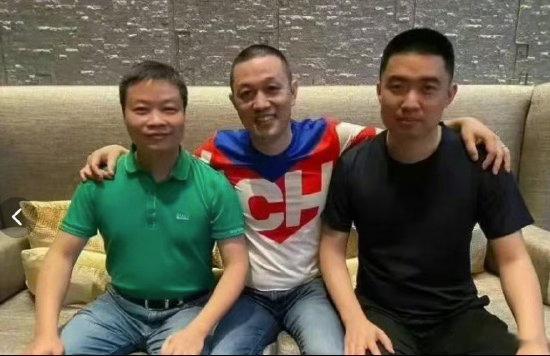 是谁心态崩了？ 上海