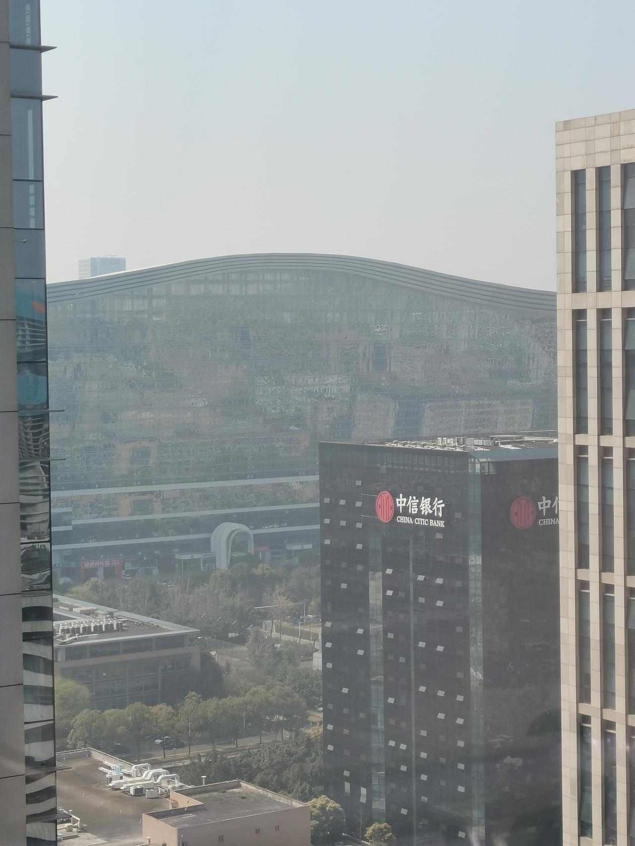 成都环球中心，听说德云社在这里开了一家分店，以后听相声方便了！德云社票房 成都太